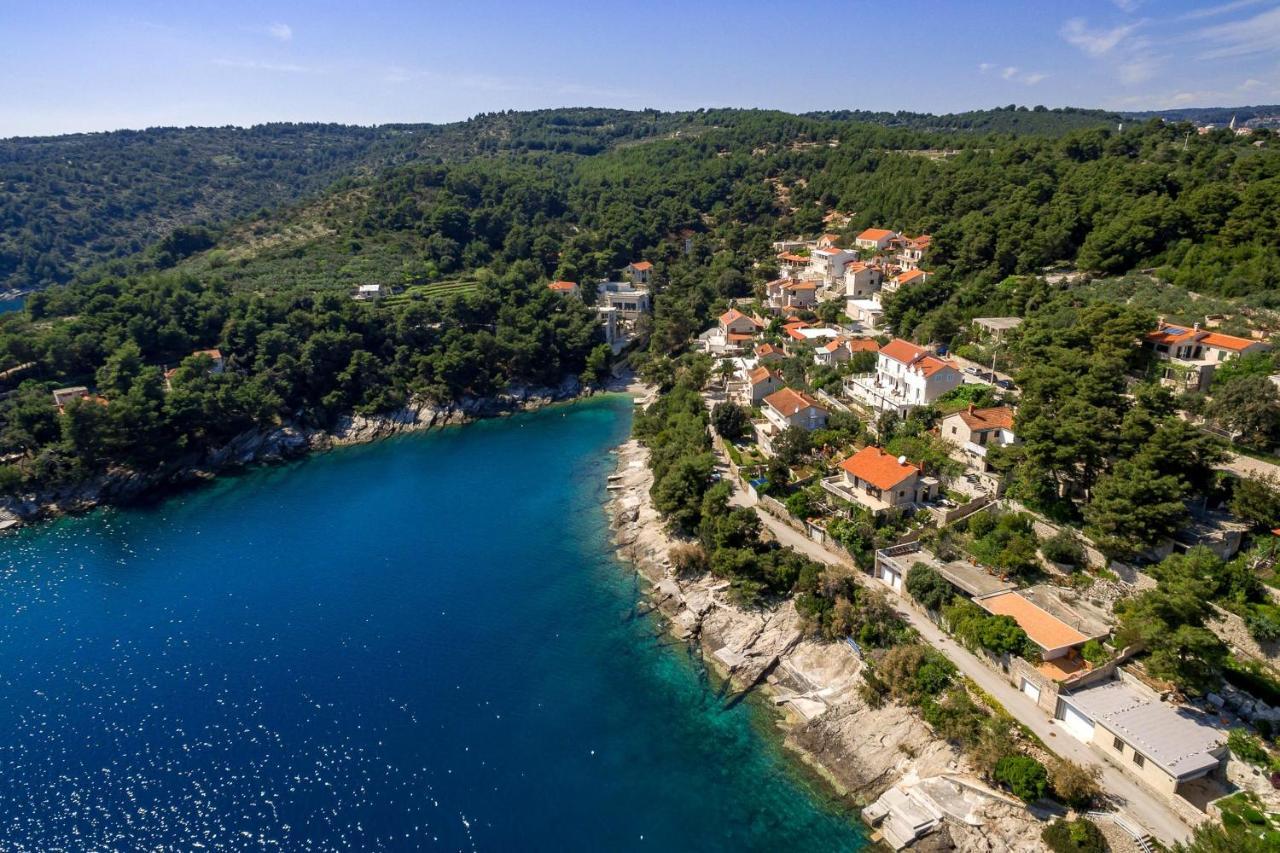 Apartments And Rooms By The Sea Puntinak, Brac - 12255 Selca  Екстериор снимка