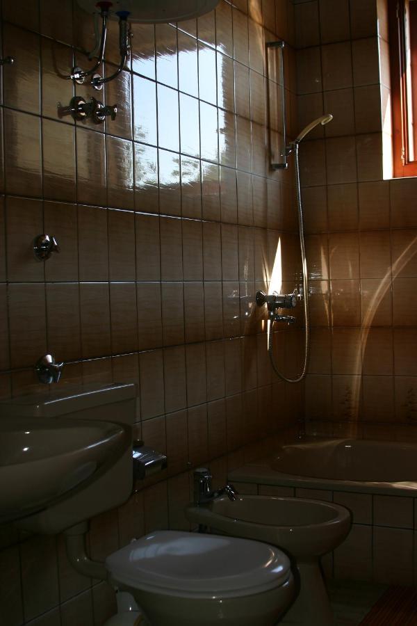 Apartments And Rooms By The Sea Puntinak, Brac - 12255 Selca  Екстериор снимка