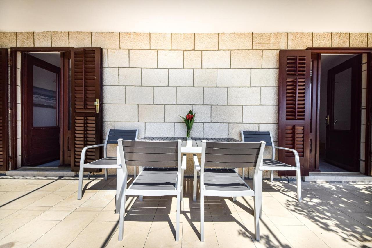 Apartments And Rooms By The Sea Puntinak, Brac - 12255 Selca  Екстериор снимка