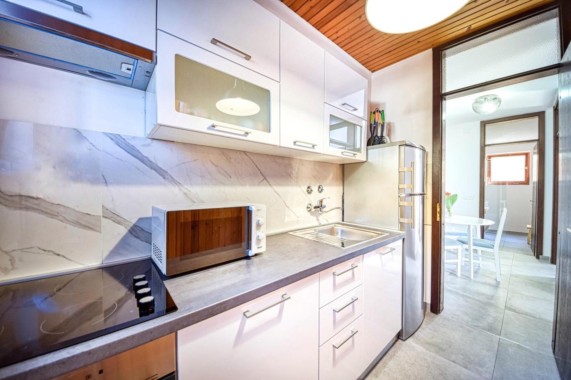 Apartments And Rooms By The Sea Puntinak, Brac - 12255 Selca  Стая снимка
