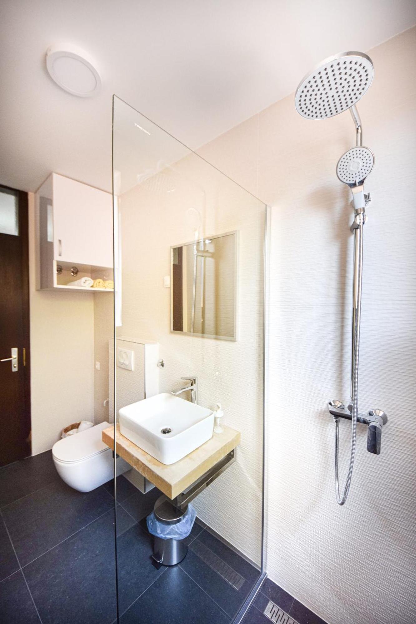 Apartments And Rooms By The Sea Puntinak, Brac - 12255 Selca  Стая снимка